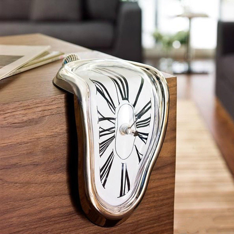 Sitting Twisted Clock