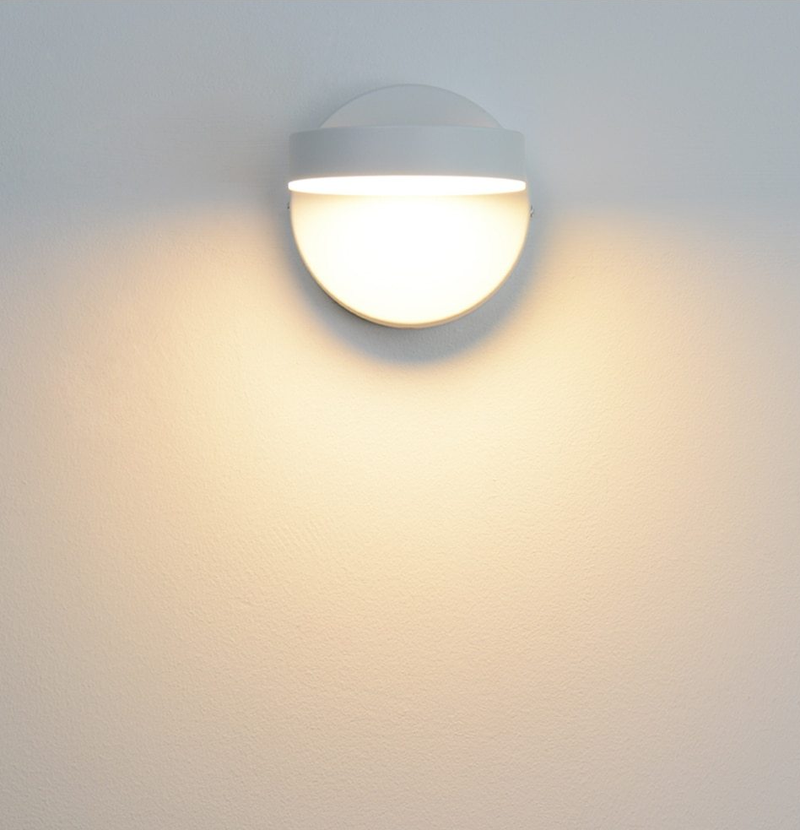 white Disk Rotate Metal LED Wall Lamp with Pull Chain