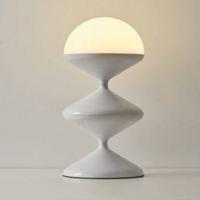 Magnus String Table Lamp