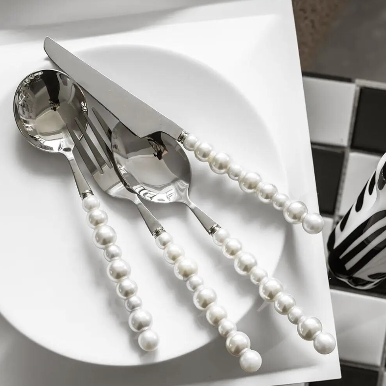 Pearl Art Flatware