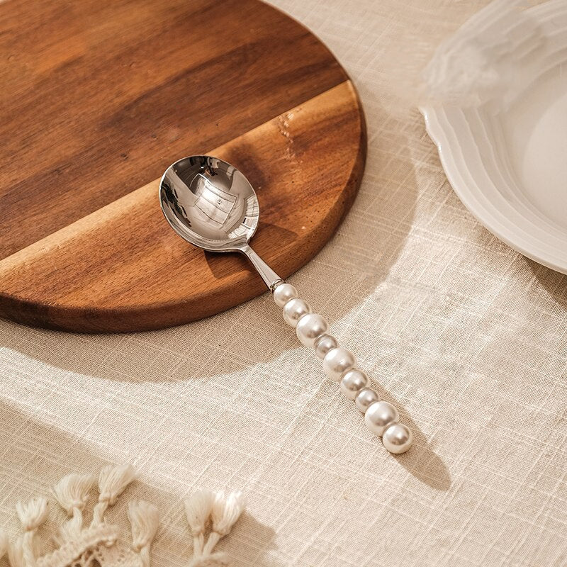 Pearl Art Flatware