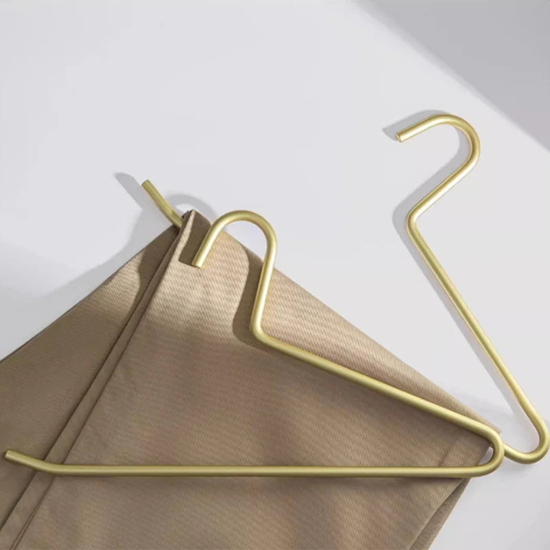  Anti-Slip Trouser Hangers 