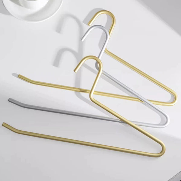  Anti-Slip Trouser Hangers 