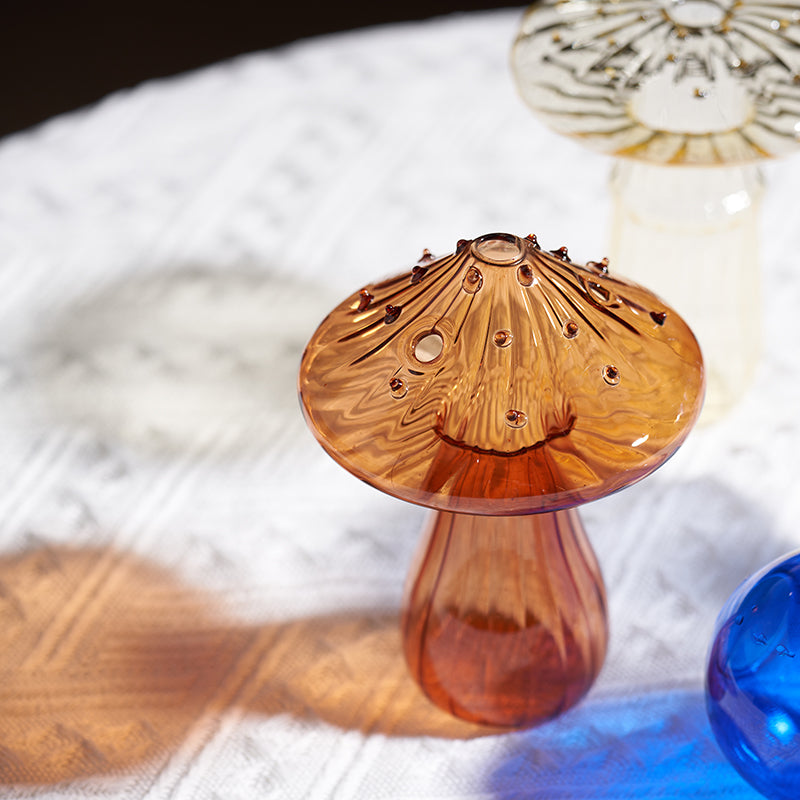 Velo Mushroom Glass Vase