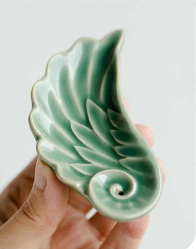 Kiln glazed Celadon Incense Insert Holder Embossed Leaf Feather Ceramic Aromatherapy holder incense holder Creative Teahouse Ornament