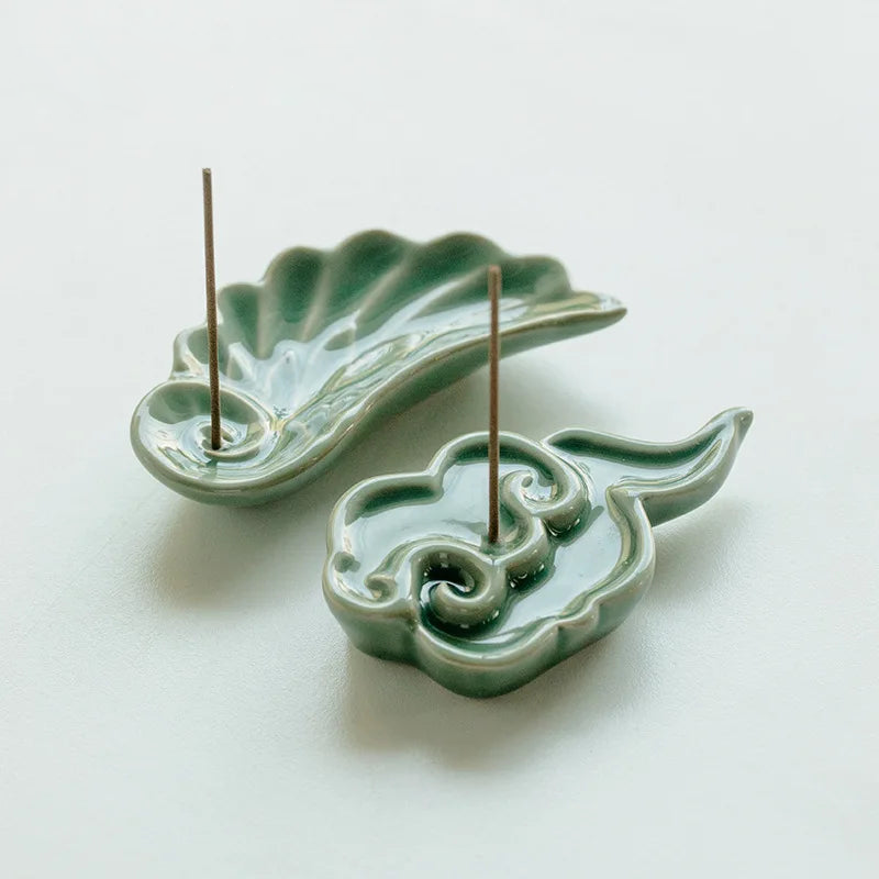 Kiln glazed Celadon Incense Insert Holder Embossed Leaf Feather Ceramic Aromatherapy holder incense holder Creative Teahouse Ornament