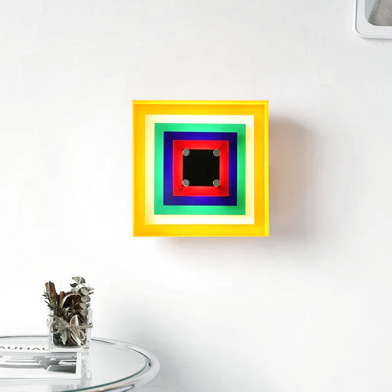 Memphis Style Wall Lamp