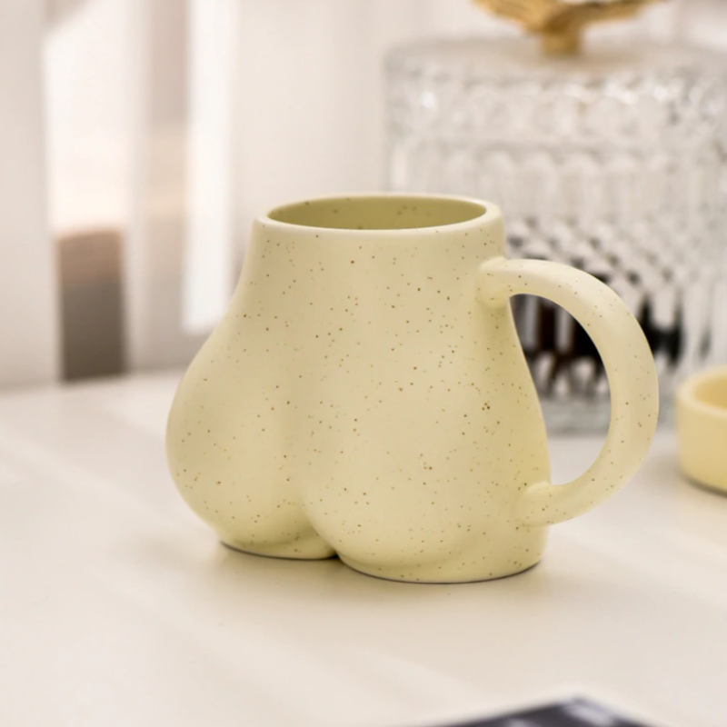 Drinkware in Funny booty Shaped Ceramic for Coffee and Tea Cup