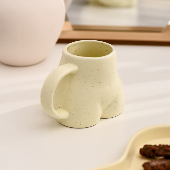 Drinkware in Funny booty Shaped Ceramic for Coffee and Tea Cup