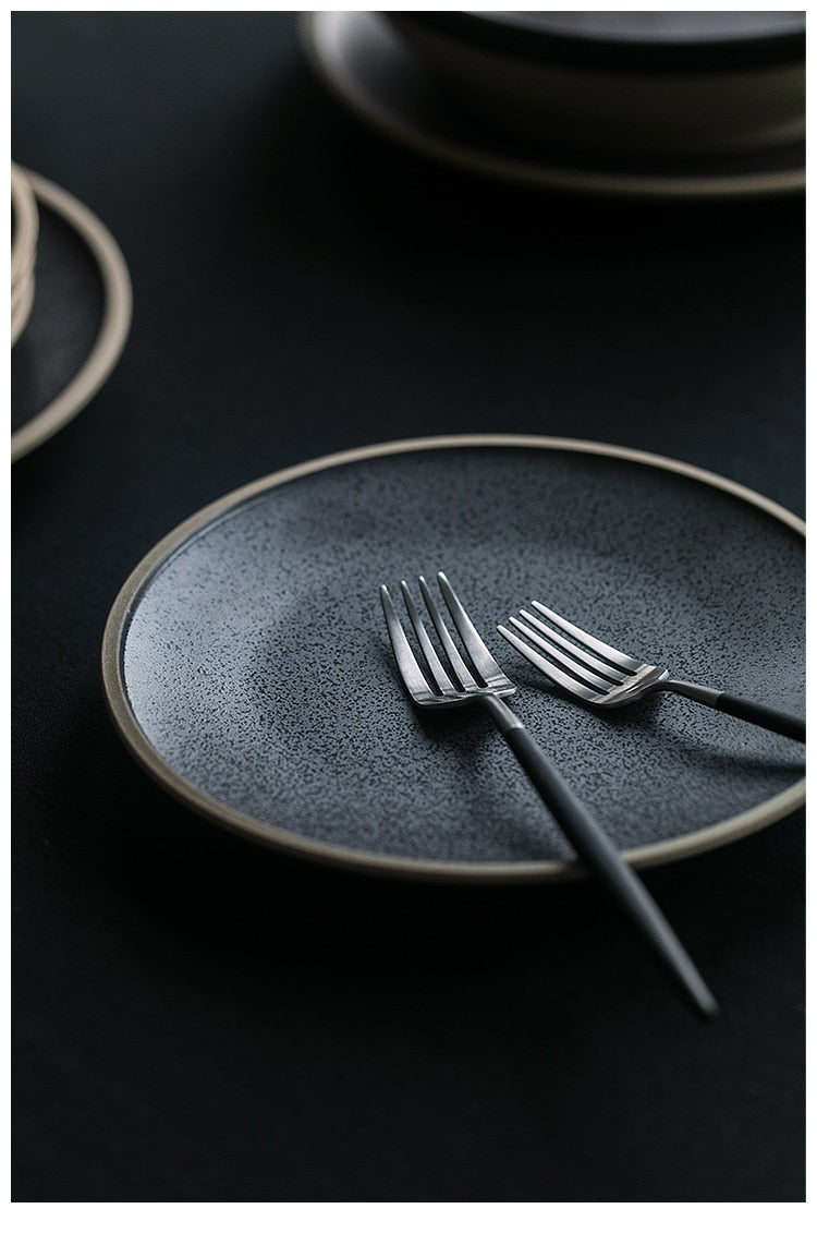 Ceramic Round Black Casted Iron Dinner Plate