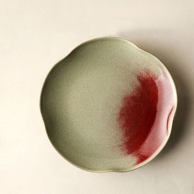 Japanese Style Handmade Ceramic Red Dye-Stained Petal-Shaped Plate