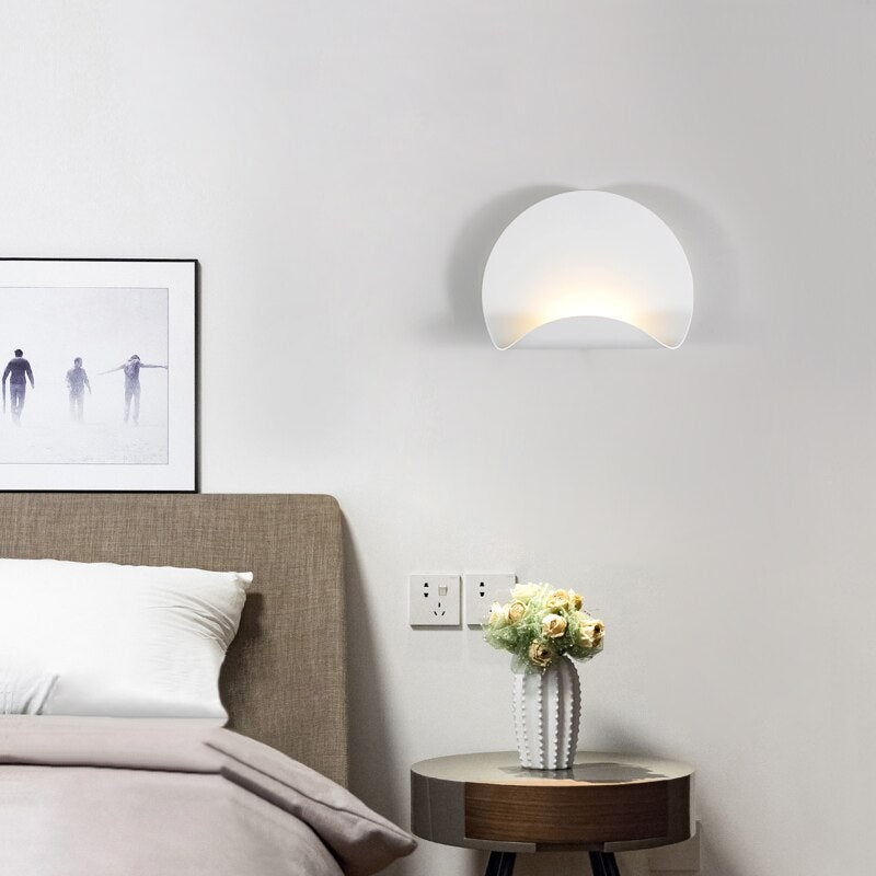 Eclipse Metal Wall Lamp