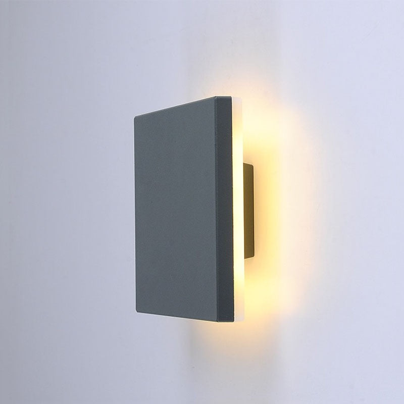 Euri Outdoor / Waterproof Wall Lamp