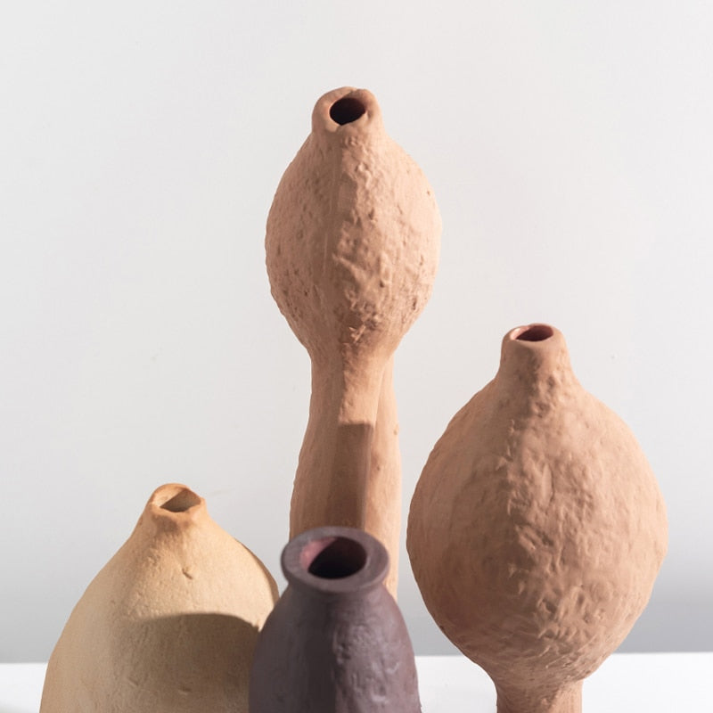 Humanoide Texture Ceramic Vase