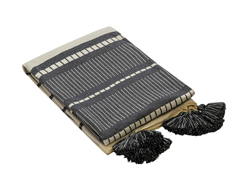 Soft and Warm Geometric Tassel Edges Cotton Throw Blanket