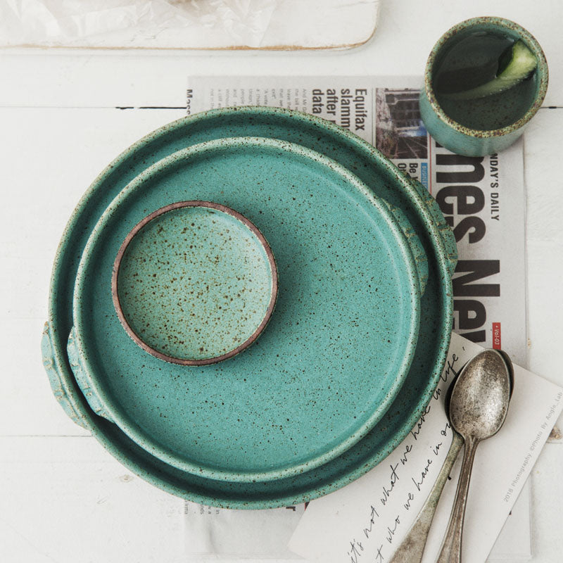 round Ceramic Porcelain Glazed finish green dinnerware