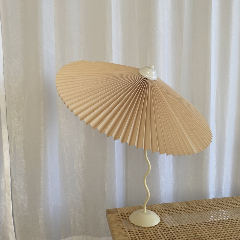 Iron Design Umbrella Table Lamp Bedside Lamp 