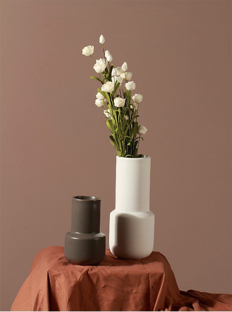 Modern Minimalist Style Handmade Ceramic Vase