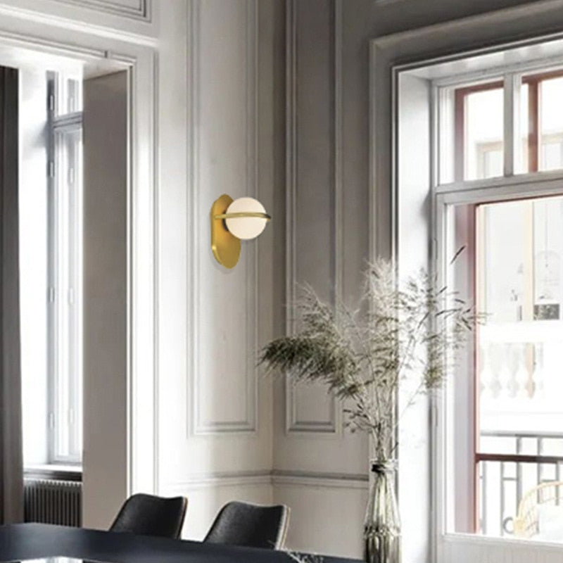 Round Ball Brass Finish Modern Wall Mounted Light Fixture 