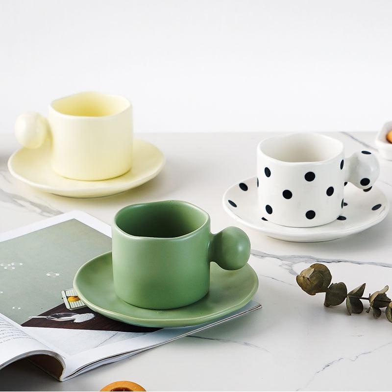 Creative Ceramic Cups With Saucers