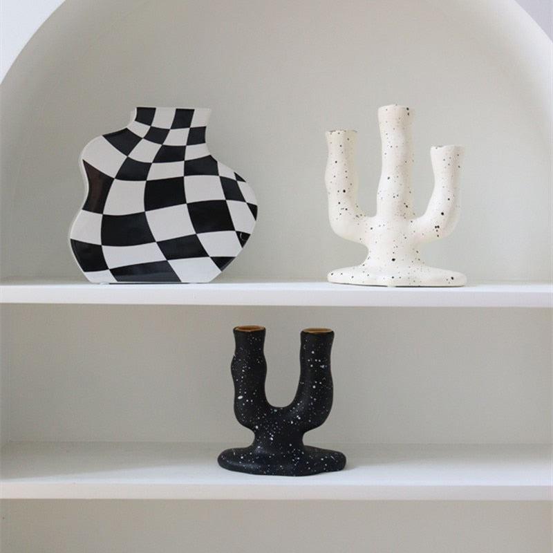 Black and White Resin Vintage Candle Holder 