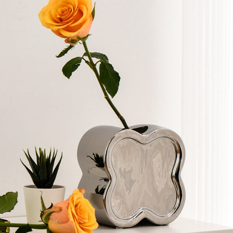 Retro vibes Flower Vases in Silver Plated Ceramic Design Perfect for Gifts