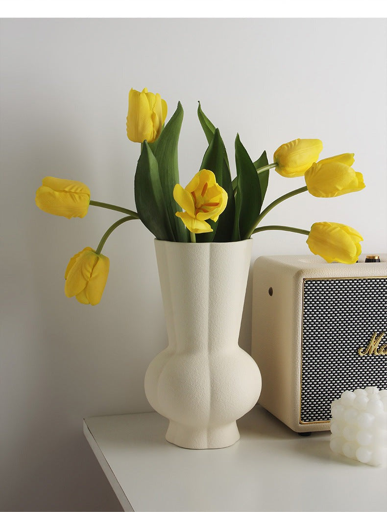 Tuber Rounds Flower Vase