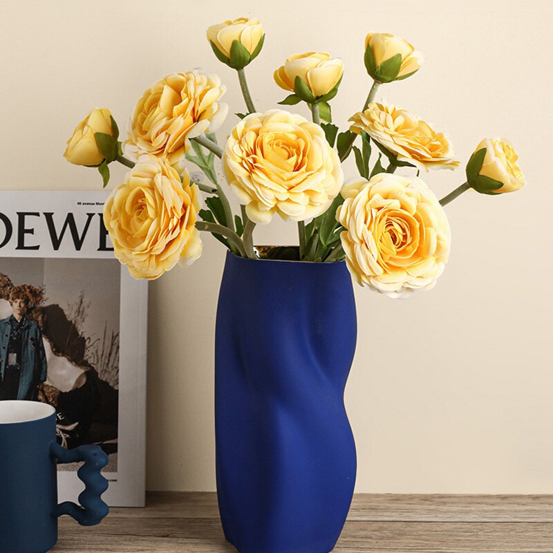 Twisted Ceramic Flower Vase