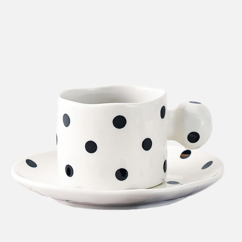 Creative Ceramic Cups With Saucers