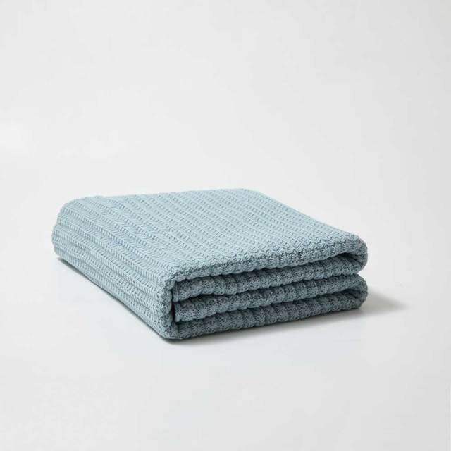 Acrylic Single Color Throw Blanket Knitted Design Blue