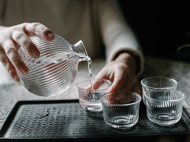 round textured vertical stripe sake pot and cups