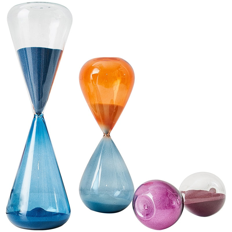 colored glass 15 minutes 30 minutes 60 minutes 5 minutes sand filled hourglass clock