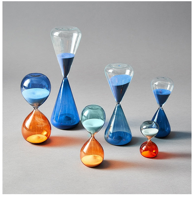 colored glass 15 minutes 30 minutes 60 minutes 5 minutes sand filled hourglass clock