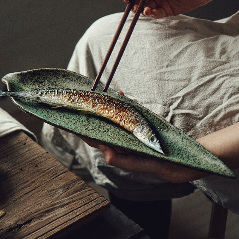 leaf shape ceramic green stained pattern serving plate